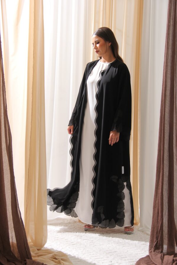 BLACK ABAYAS